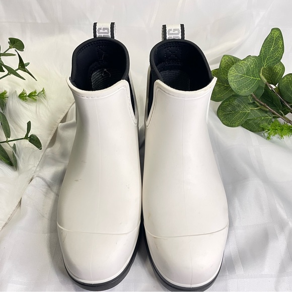 Ugg Droplet Rain Boots 6 - Picture 5 of 5